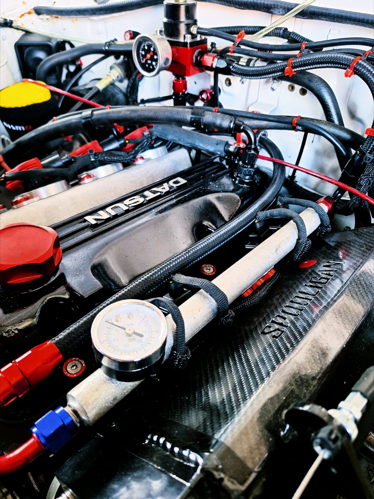 Engine Fuel Rail and Detail Work